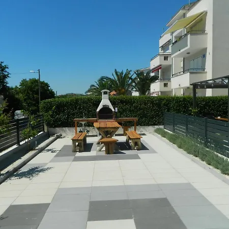 Apartman Linda Medulin Exterior photo